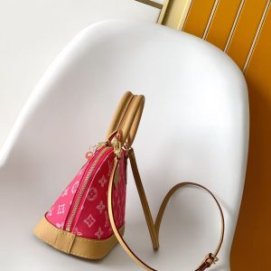 Alternative view of p570 (Height x Width x Length)